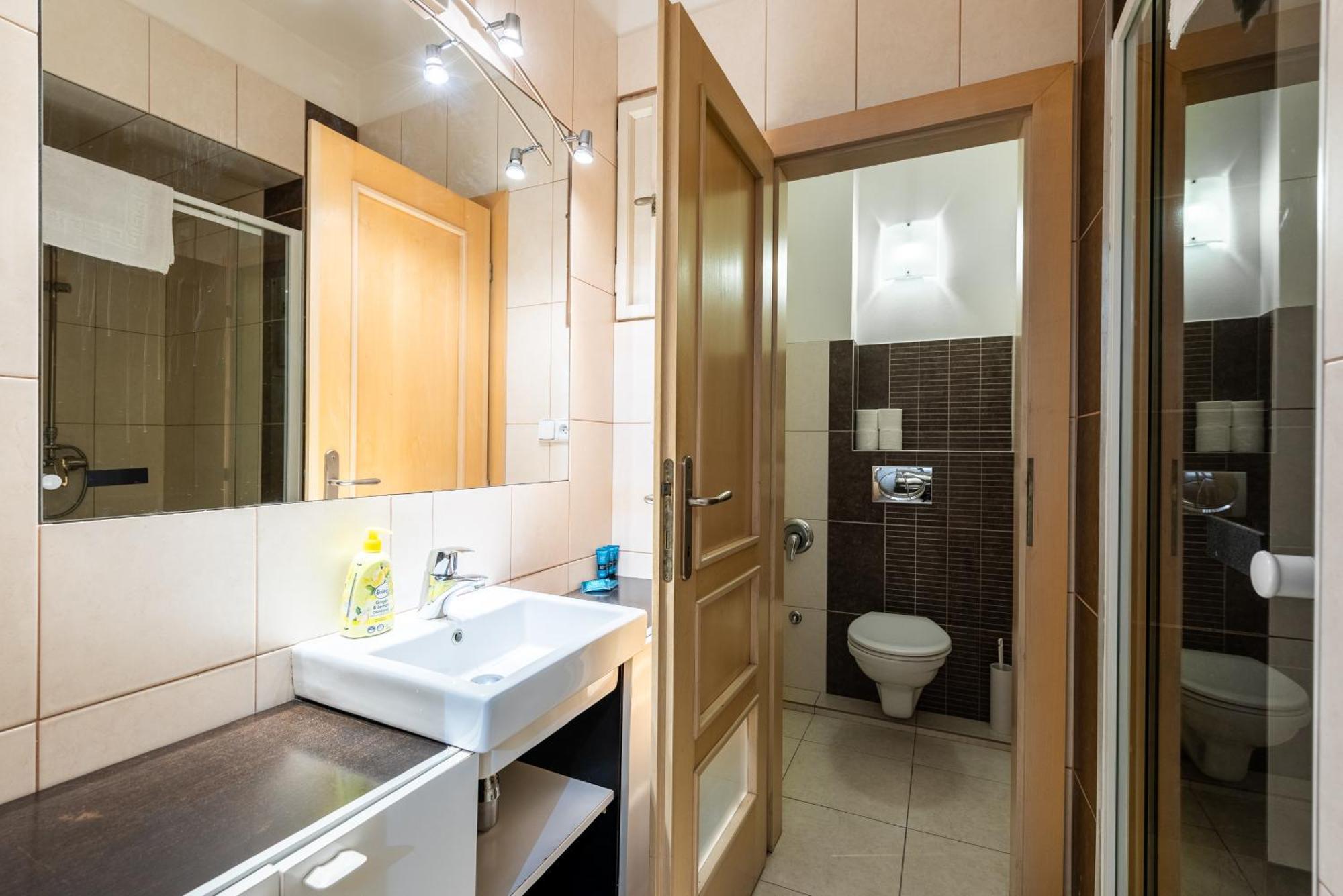 פראג Lighthouse Apartment מראה חיצוני תמונה